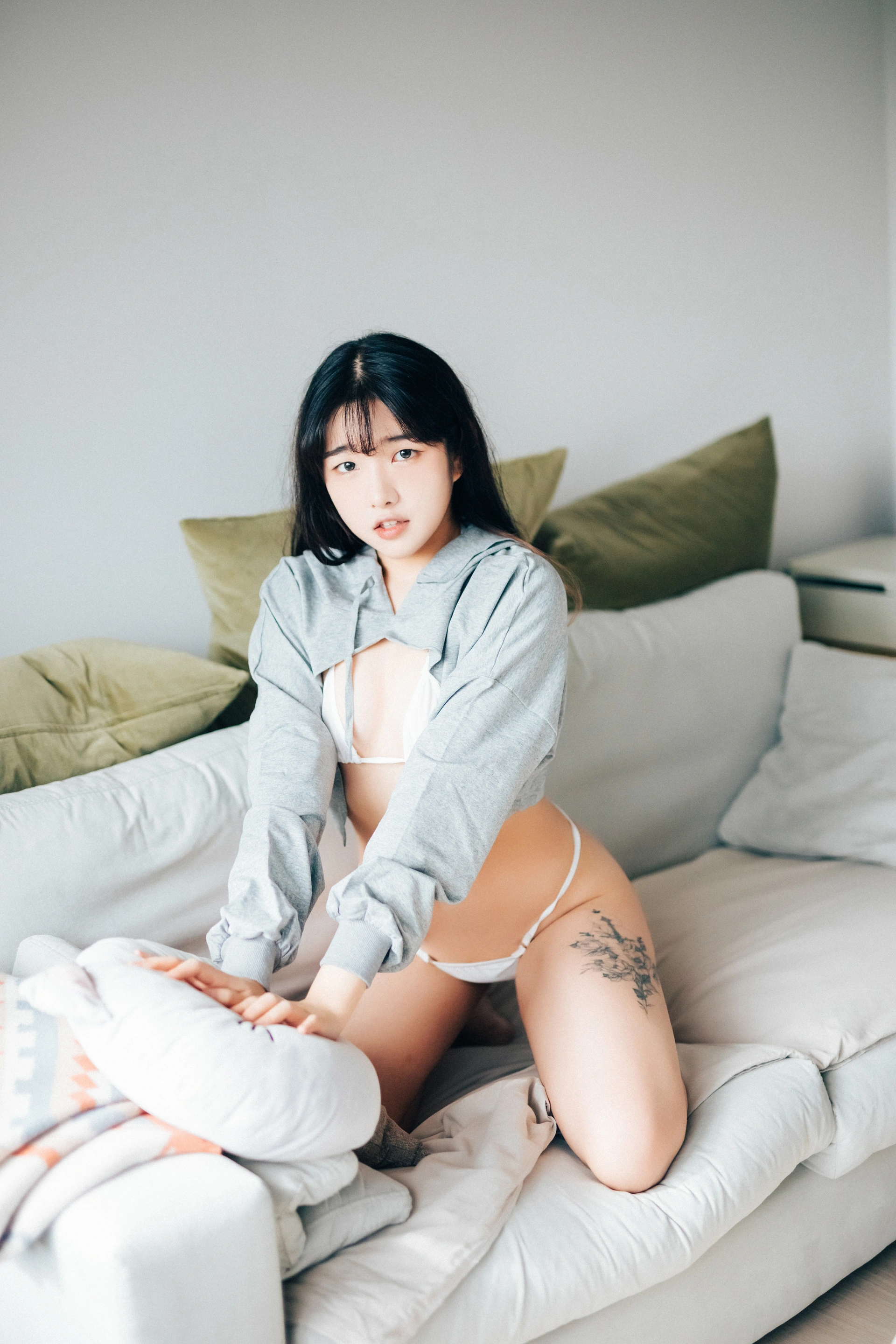 Sonson(손손) – NO.032 Loozy-Date at home 2